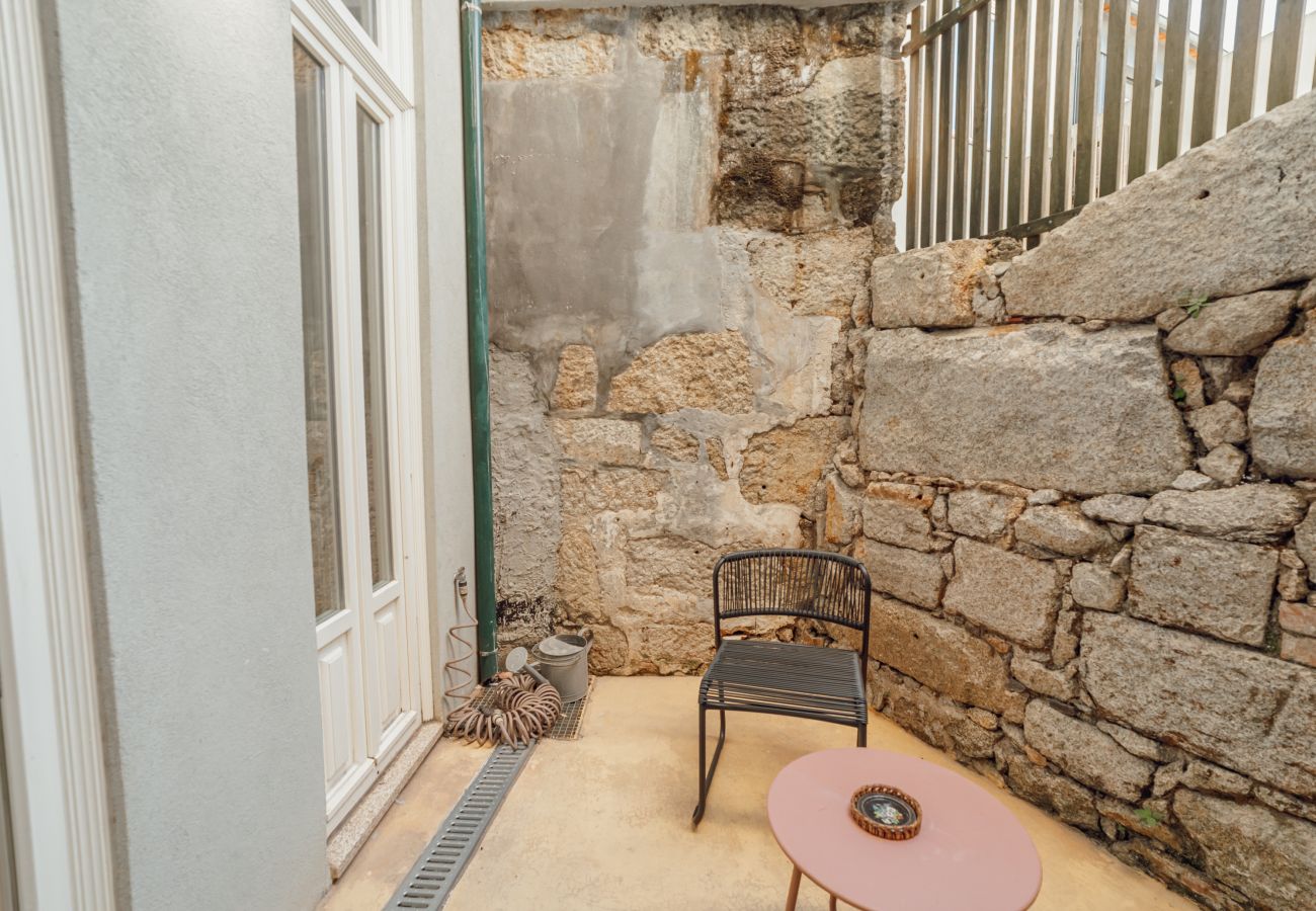 Apartamento em Porto - Cozy Flat with Terrace by Hosty