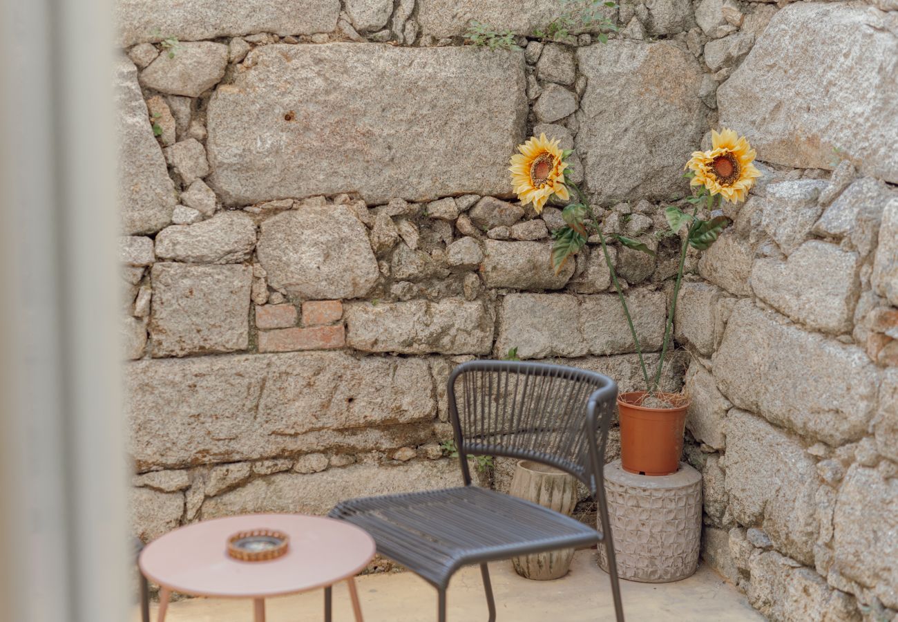 Apartamento em Porto - Cozy Flat with Terrace by Hosty