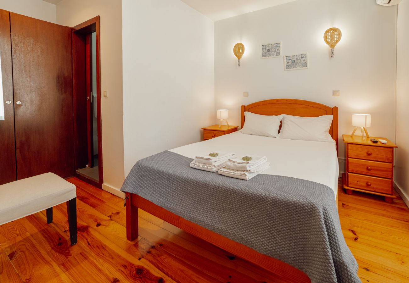 Quarto em Porto - DEAR 103 by Hosty