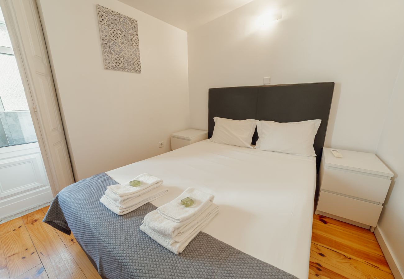 Quarto em Porto - DEAR 103 by Hosty