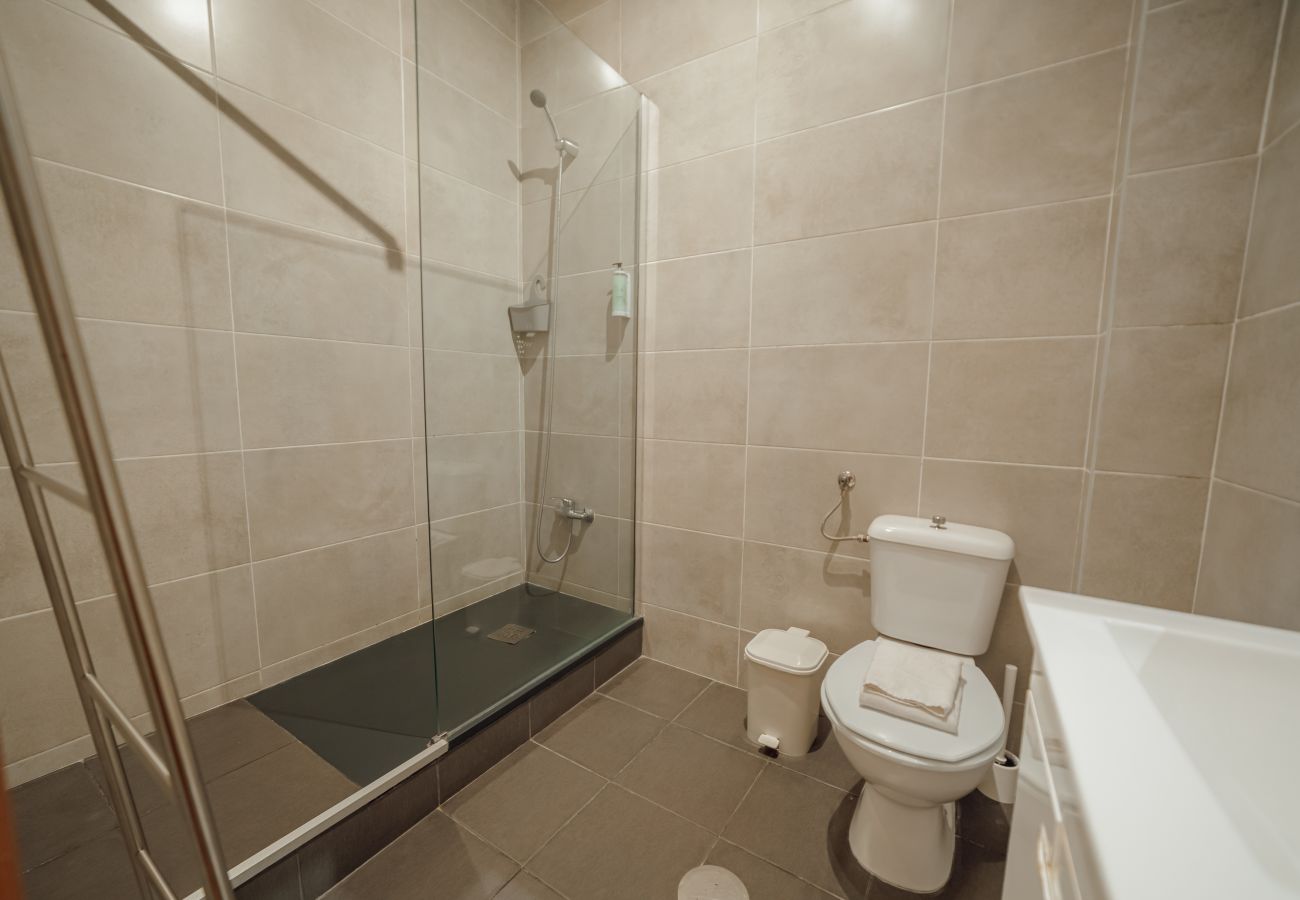 Quarto em Porto - DEAR 201 by Hosty