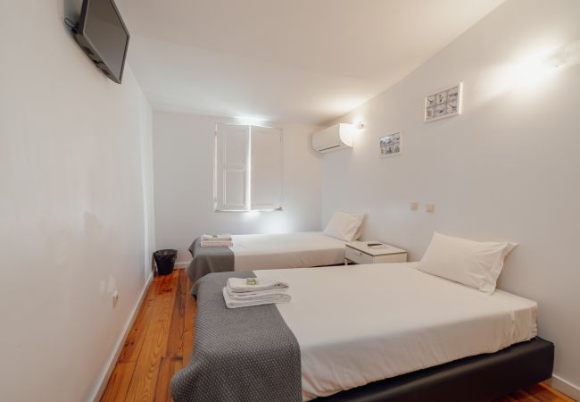 Quarto em Porto - DEAR 302 by Hosty