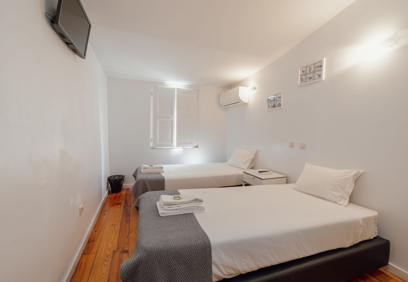 Quarto em Porto - DEAR 302 by Hosty