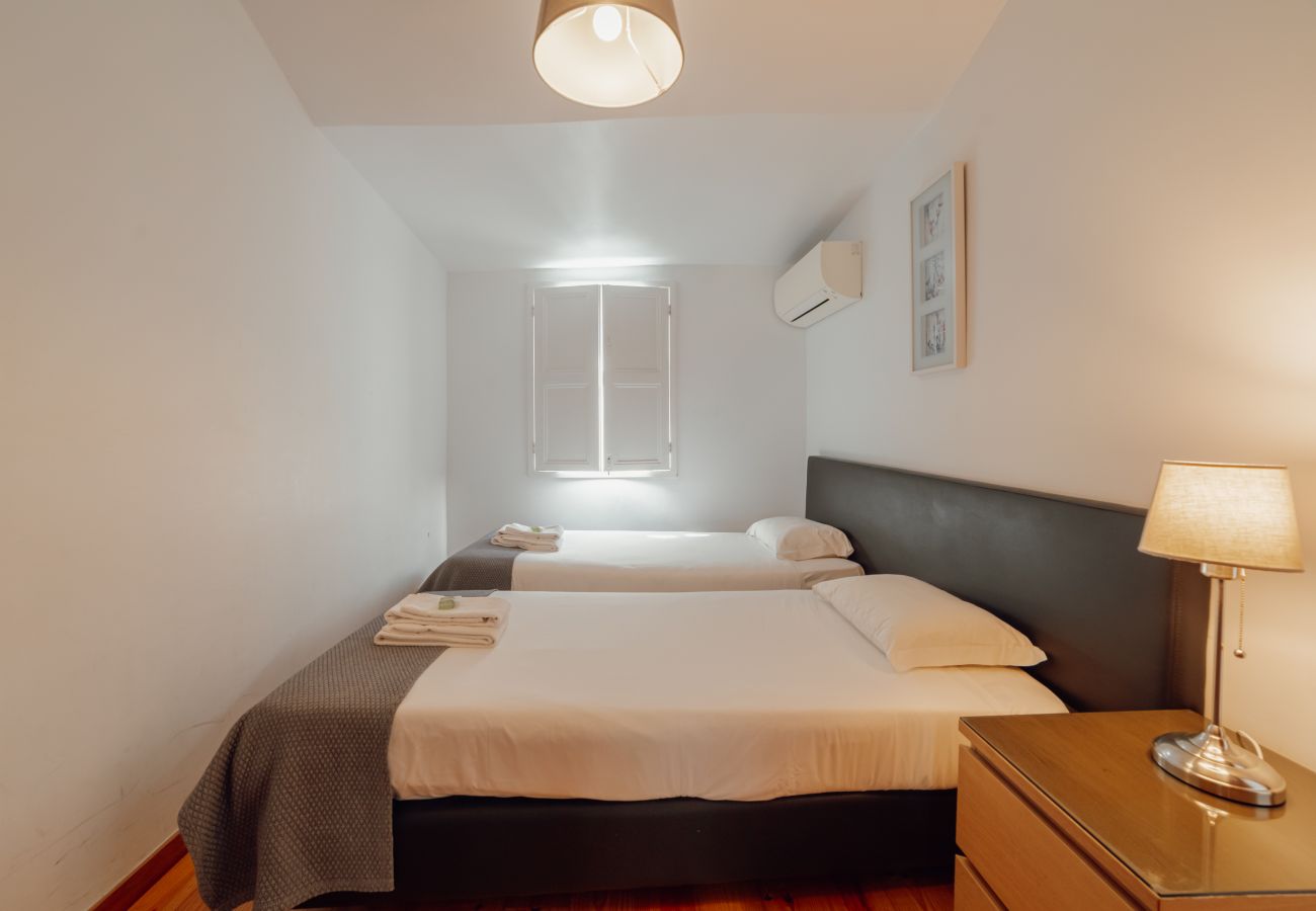 Quarto em Porto - DEAR 303 by Hosty