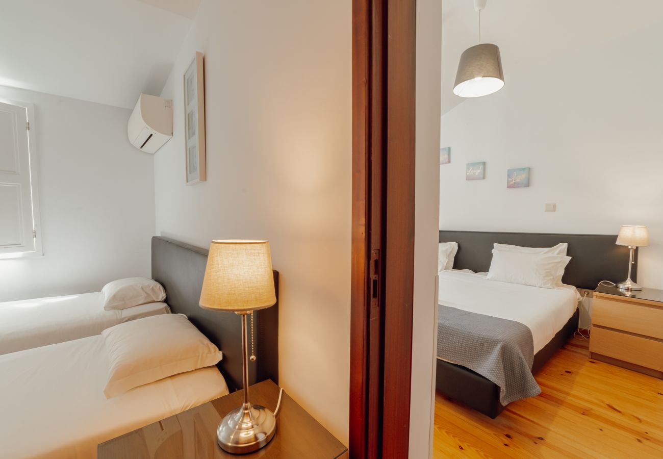 Quarto em Porto - DEAR 303 by Hosty