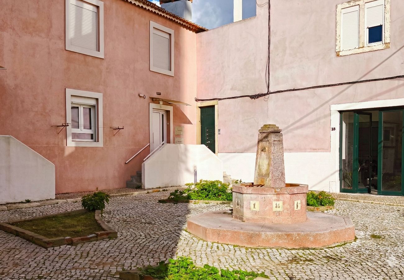 Apartamento em Sacavém - City Garden House by Hosty