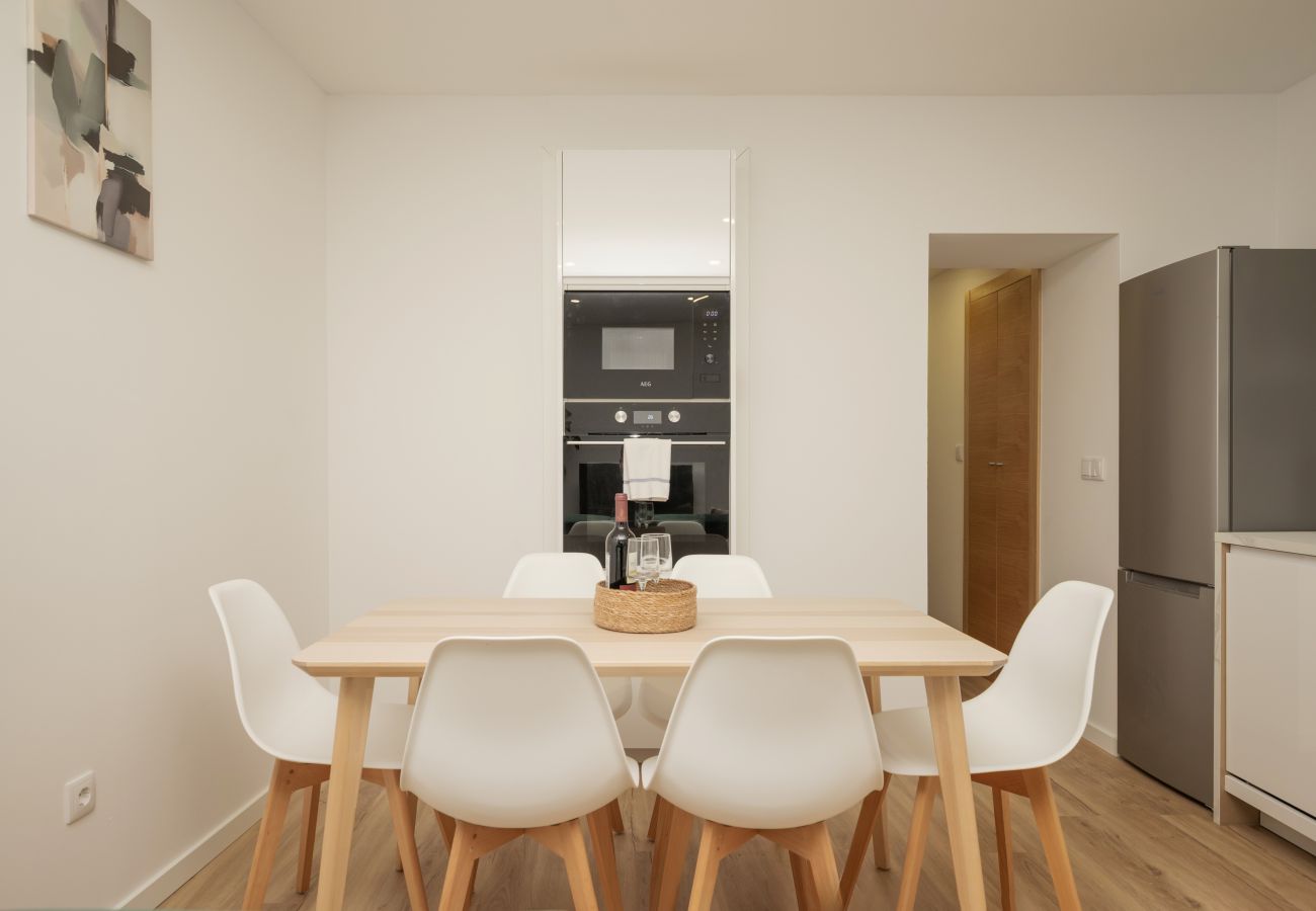 Apartamento em Sacavém - City Garden House by Hosty