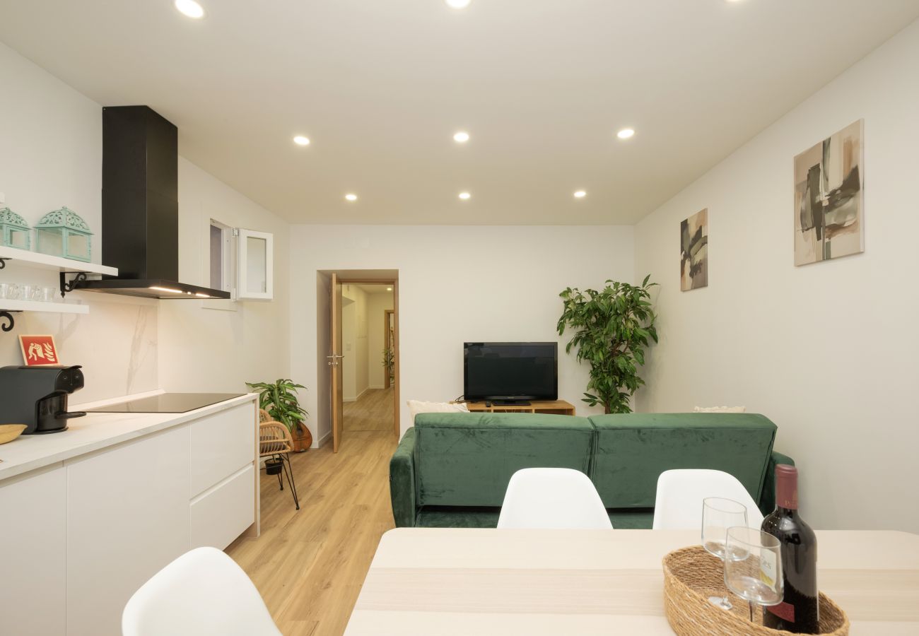 Apartamento em Sacavém - City Garden House by Hosty