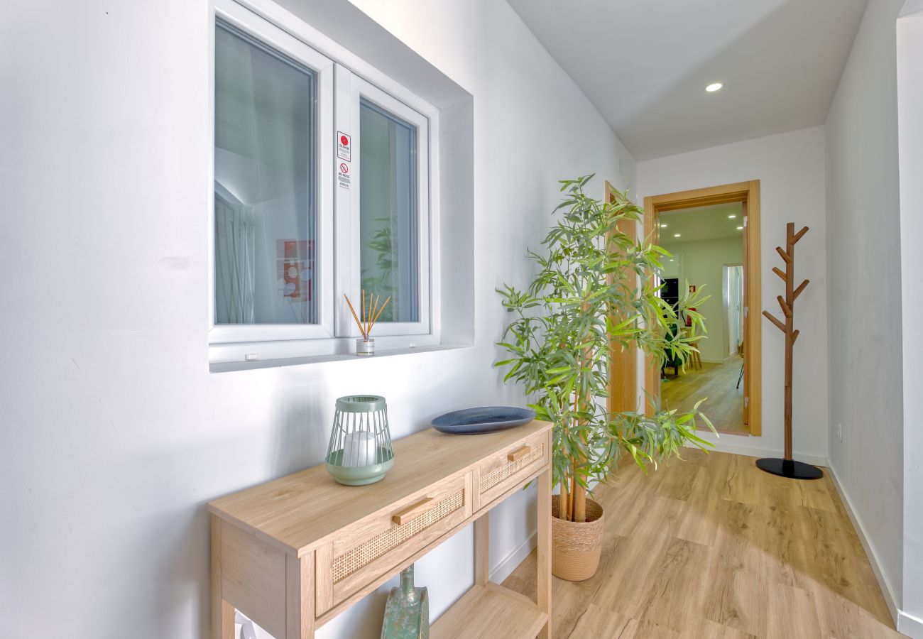 Apartamento em Sacavém - City Garden House by Hosty