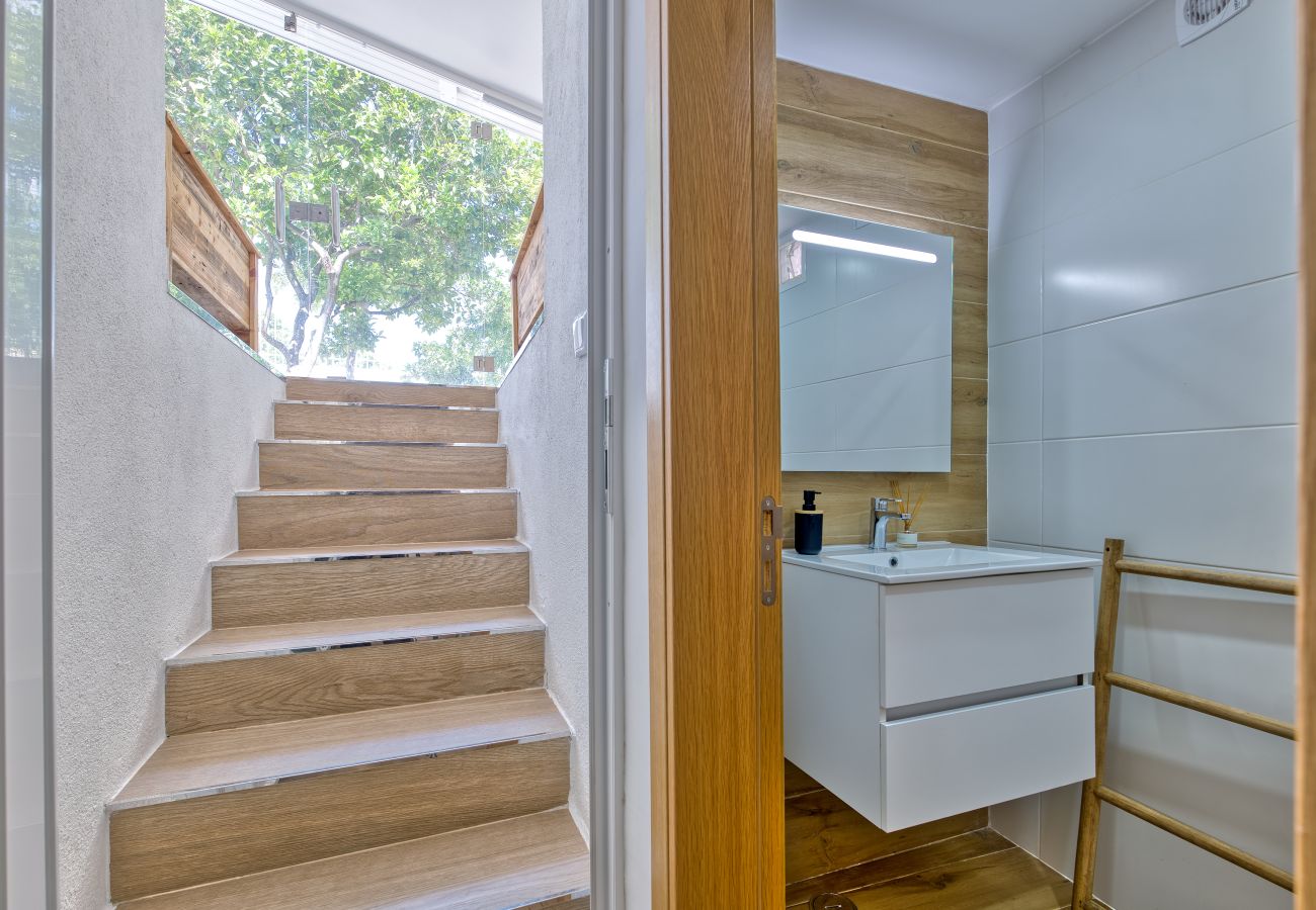 Apartamento em Sacavém - City Garden House by Hosty