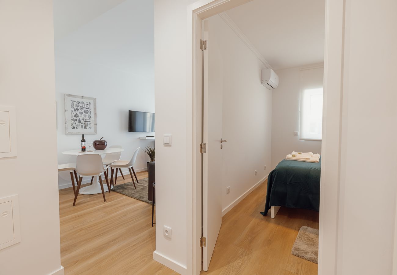 Apartamento em Porto - Cozy Bonfim with Terrace 2 by Hosty