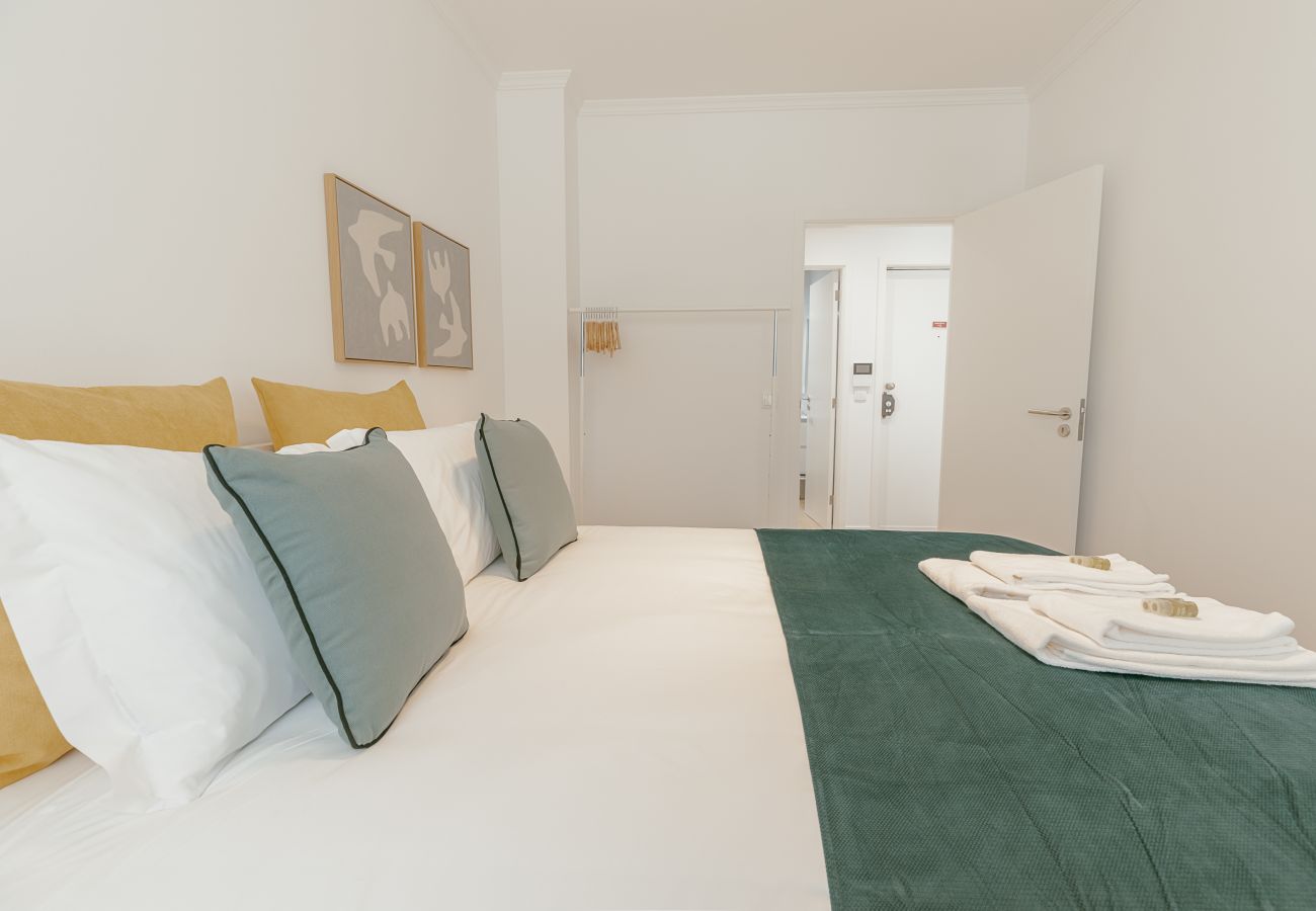 Apartamento em Porto - Cozy Bonfim with Terrace 2 by Hosty