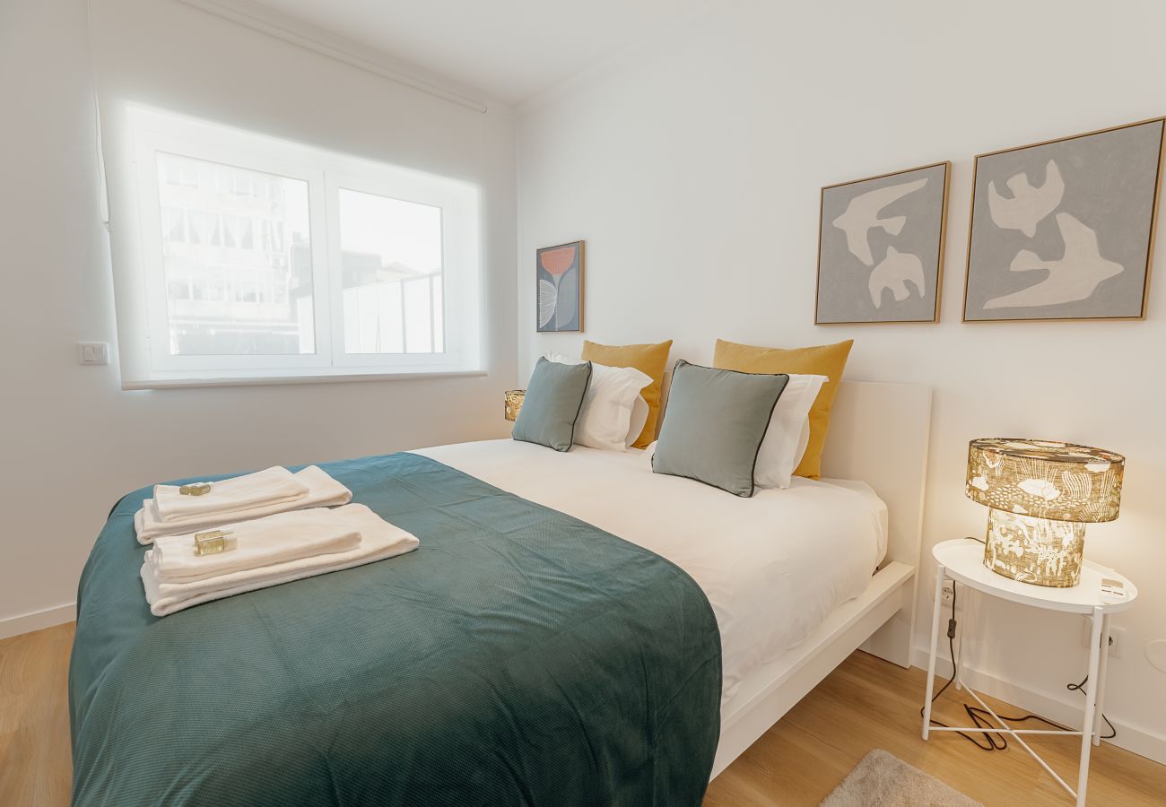 Apartamento em Porto - Cozy Bonfim with Terrace 2 by Hosty