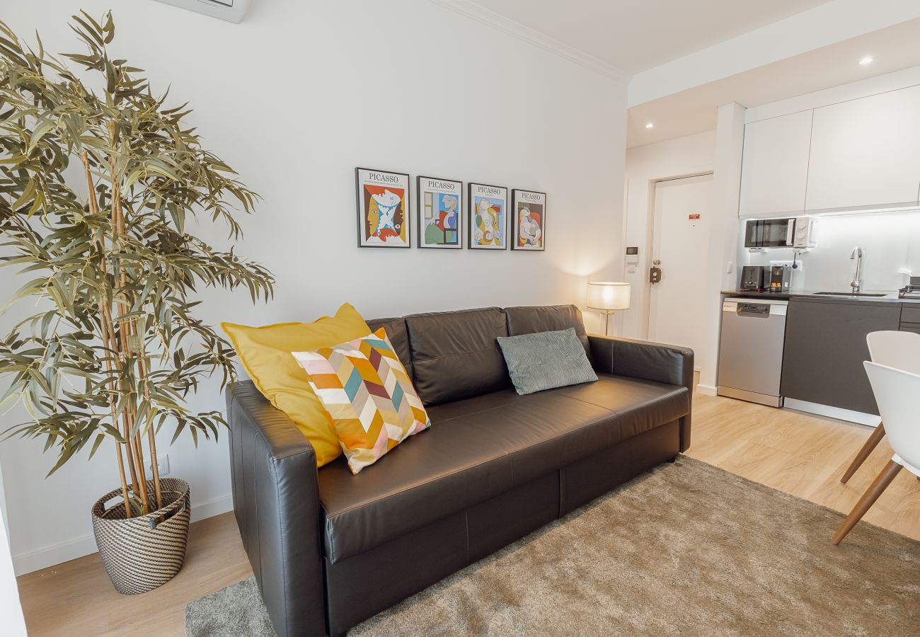 Apartamento em Porto - Cozy Bonfim with Terrace 2 by Hosty