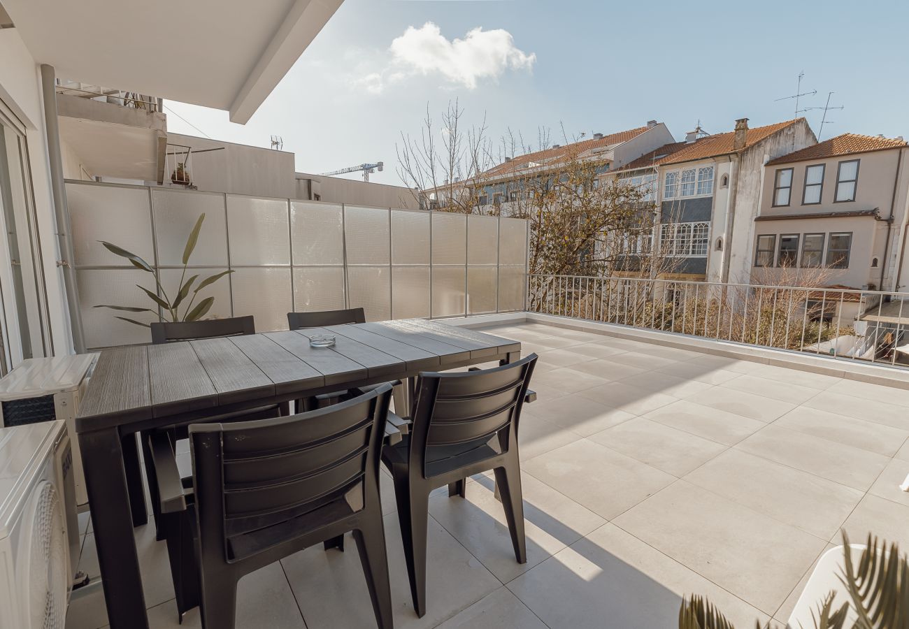 Apartamento em Porto - Cozy Bonfim with Terrace 2 by Hosty