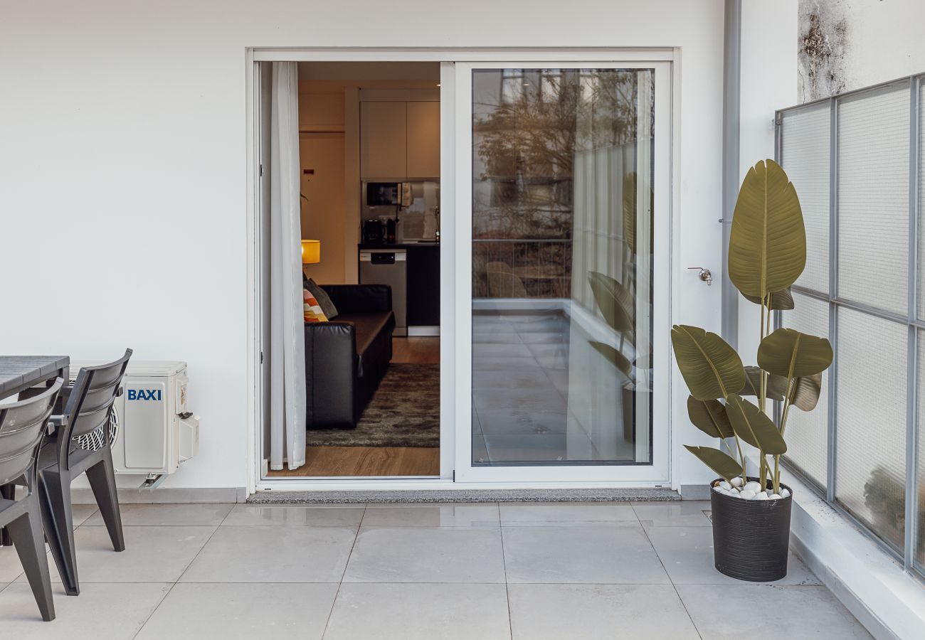 Apartamento em Porto - Cozy Bonfim with Terrace 2 by Hosty