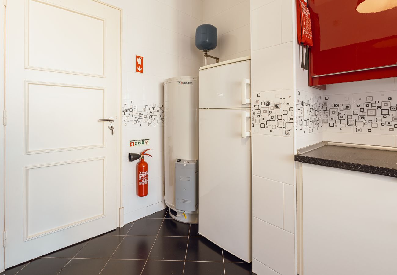 Quarto em Lisboa - Gaspar House in Areeiro Room I by Hosty