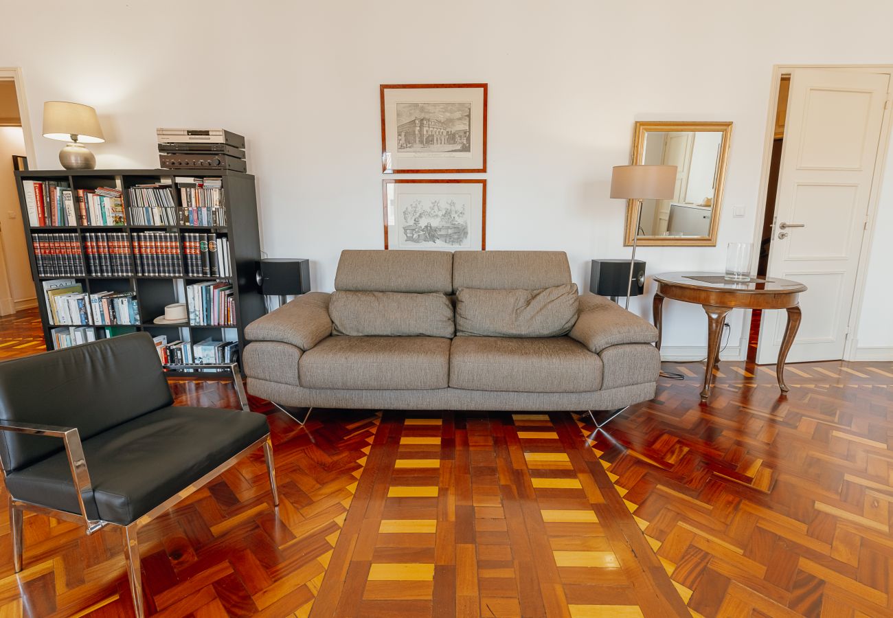Quarto em Lisboa - Gaspar House in Areeiro Room I by Hosty