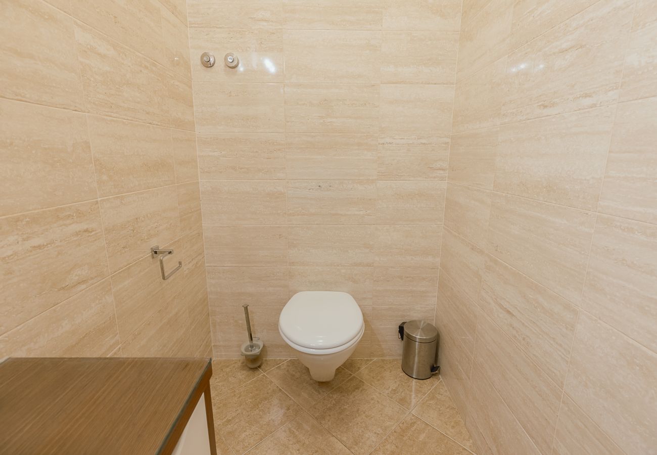 Quarto em Lisboa - Gaspar House in Areeiro Room I by Hosty