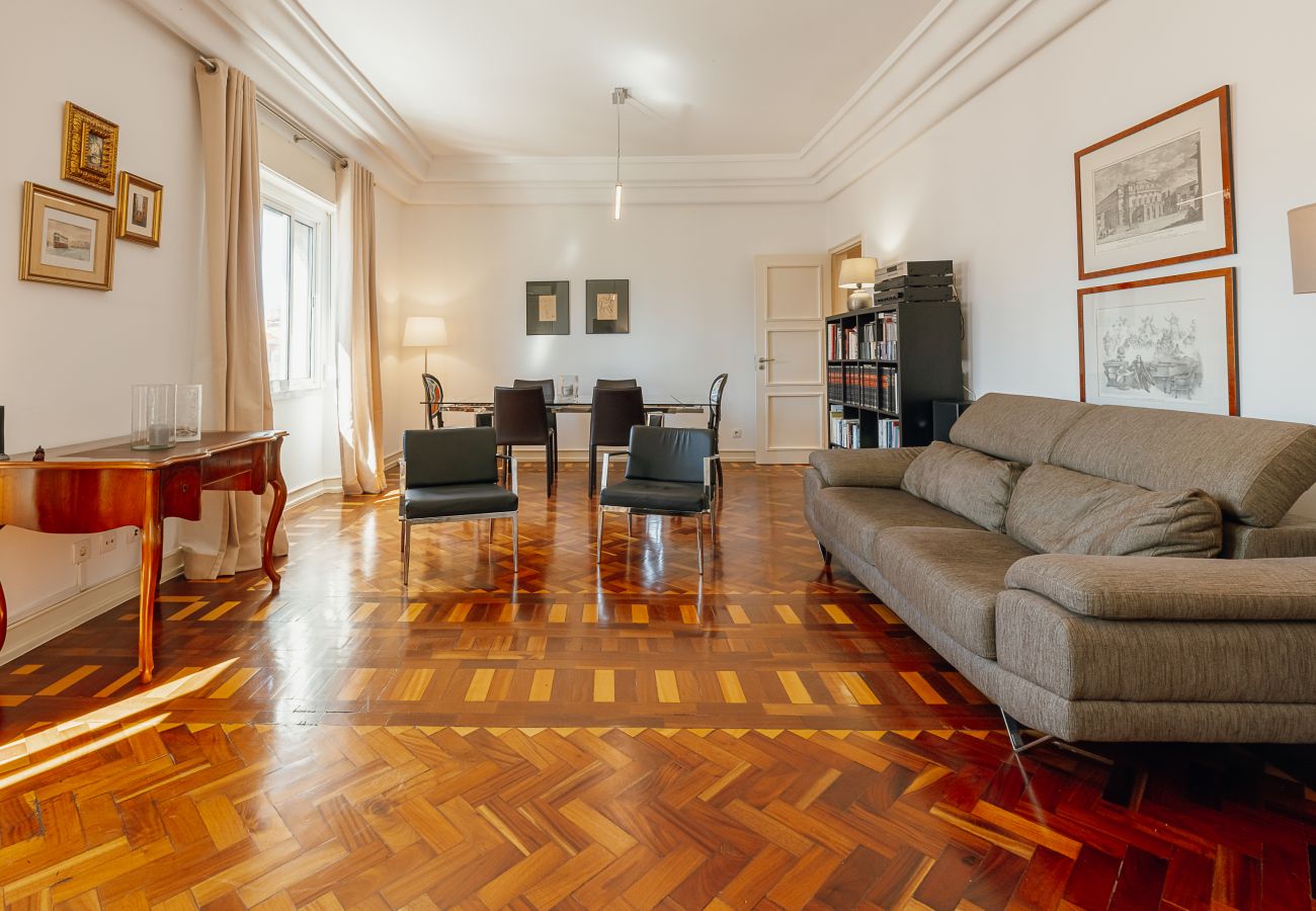 Quarto em Lisboa - Gaspar House in Areeiro Room I by Hosty
