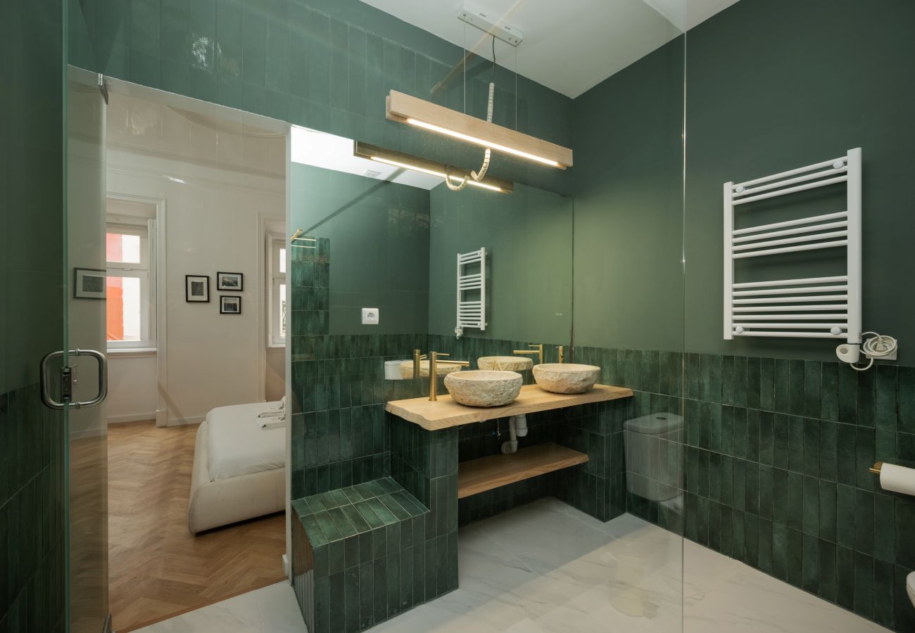 Quarto em Lisboa - Four Horizons II Langkawi by Hosty