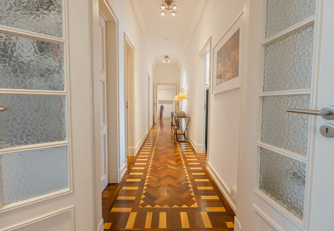 Quarto em Lisboa - Gaspar House in Areeiro Room III by Hosty