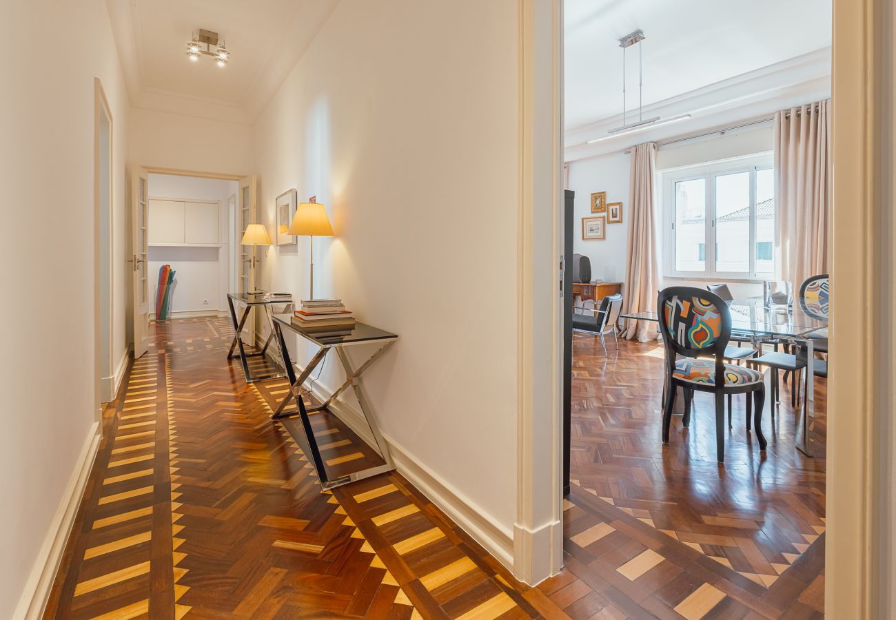 Quarto em Lisboa - Gaspar House in Areeiro Room III by Hosty