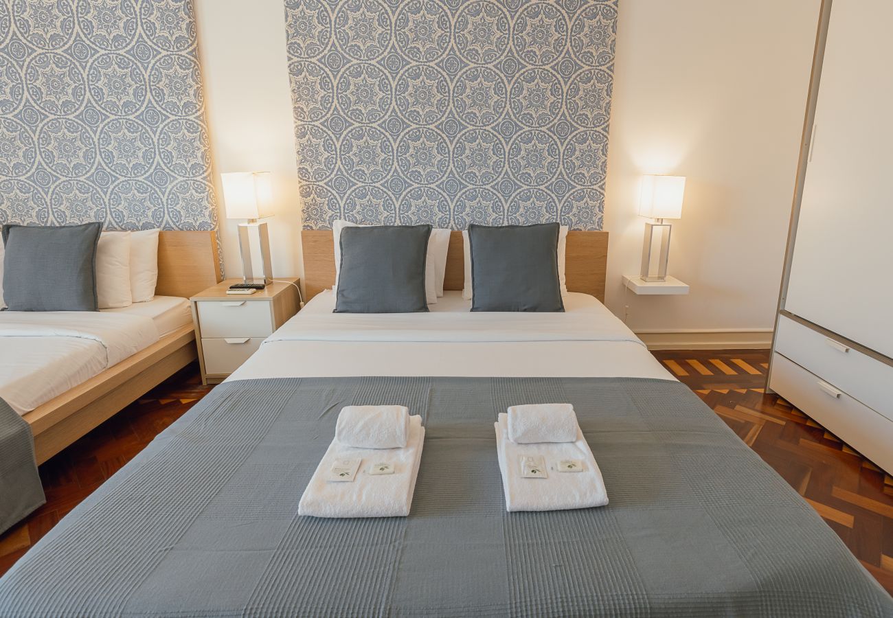 Quarto em Lisboa - Gaspar House in Areeiro Room III by Hosty