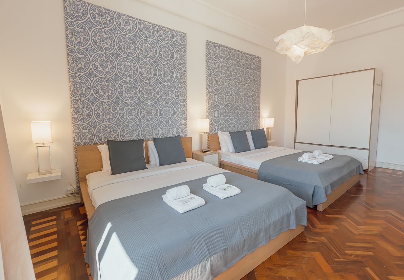 Quarto em Lisboa - Gaspar House in Areeiro Room III by Hosty