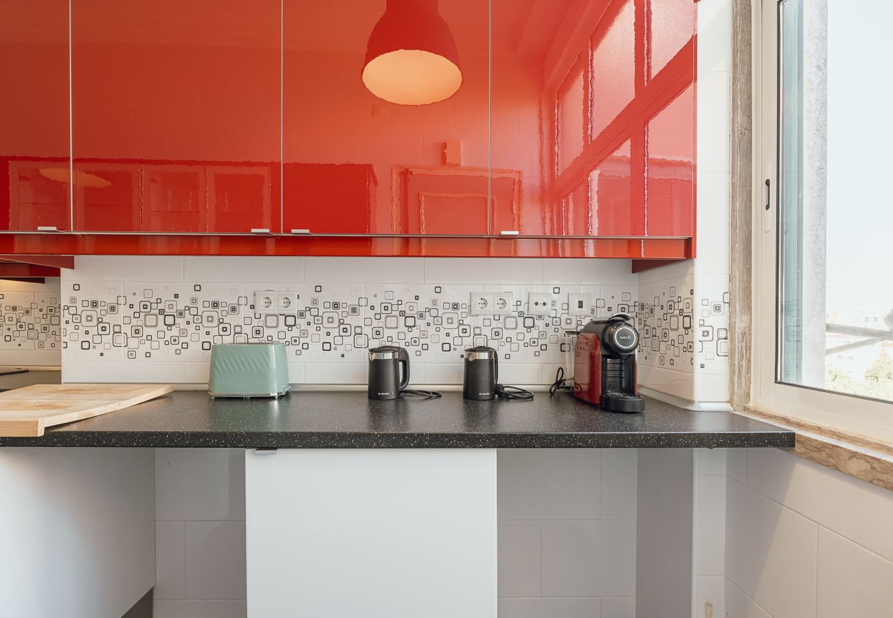 Quarto em Lisboa - Gaspar House in Areeiro Room V by Hosty