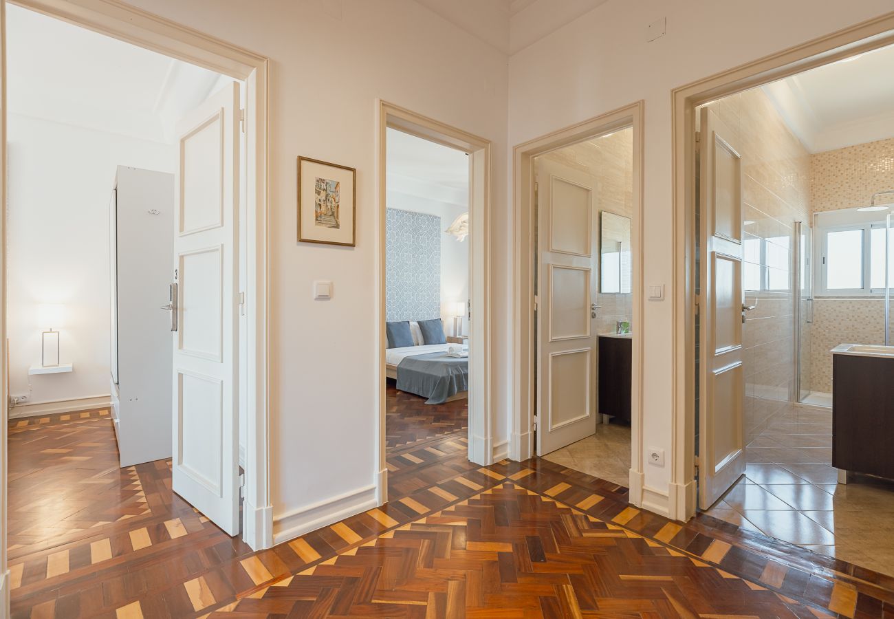 Quarto em Lisboa - Gaspar House in Areeiro Room V by Hosty