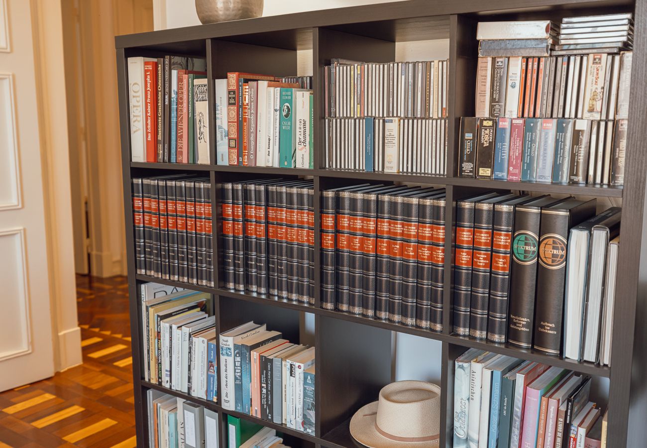 Quarto em Lisboa - Gaspar House in Areeiro Room V by Hosty