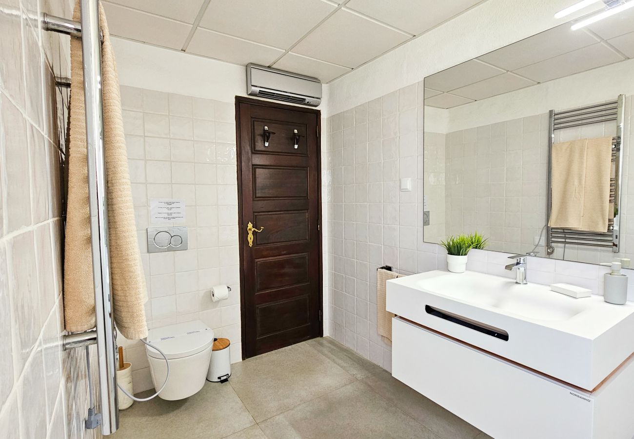 Villa em Portimão - Alvor Private Pool Villa | Large Garden & Peace