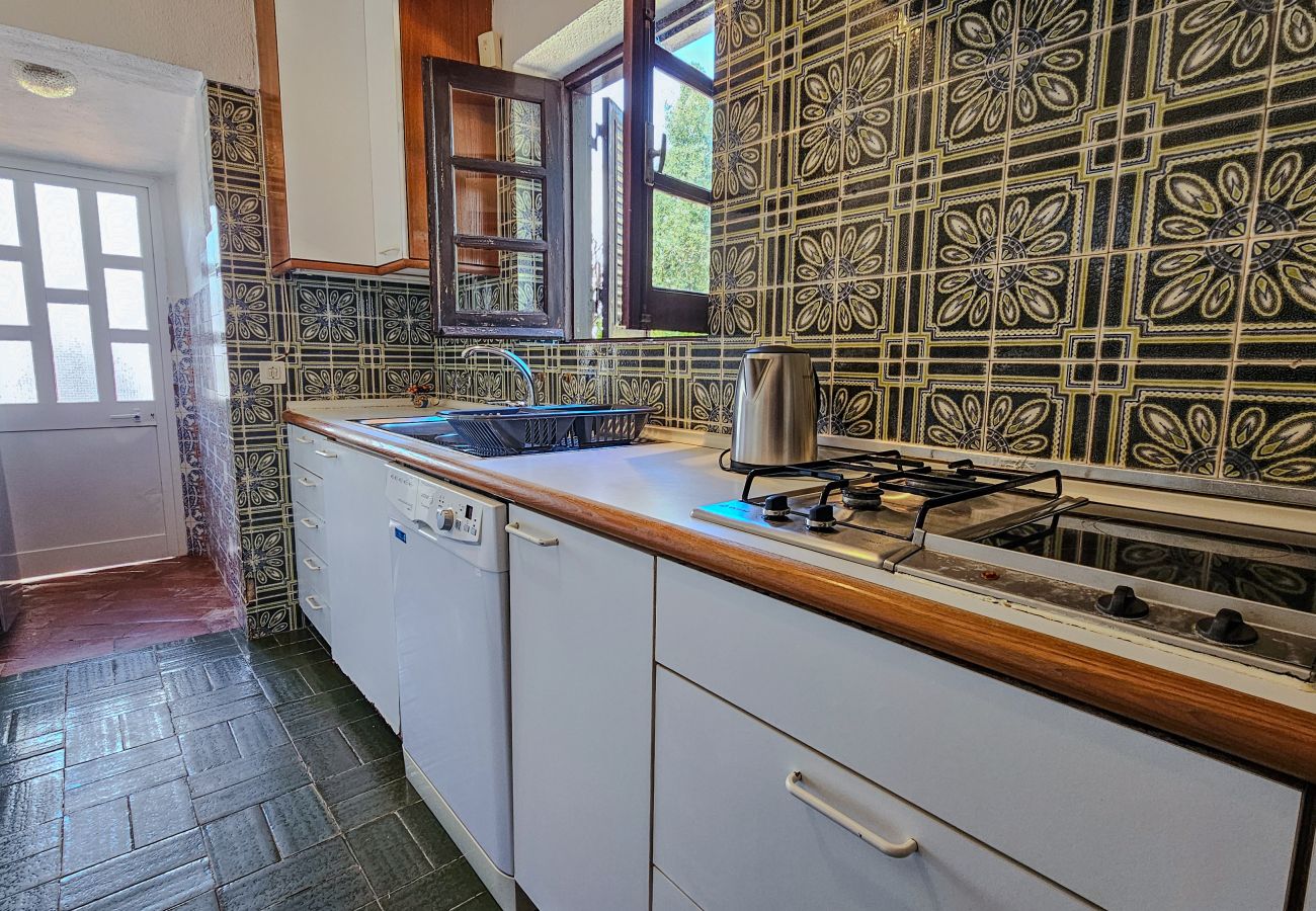 Villa em Portimão - Alvor Private Pool Villa | Large Garden & Peace