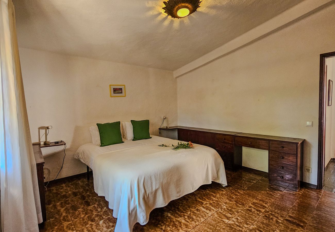 Villa em Portimão - Alvor Private Pool Villa | Large Garden & Peace