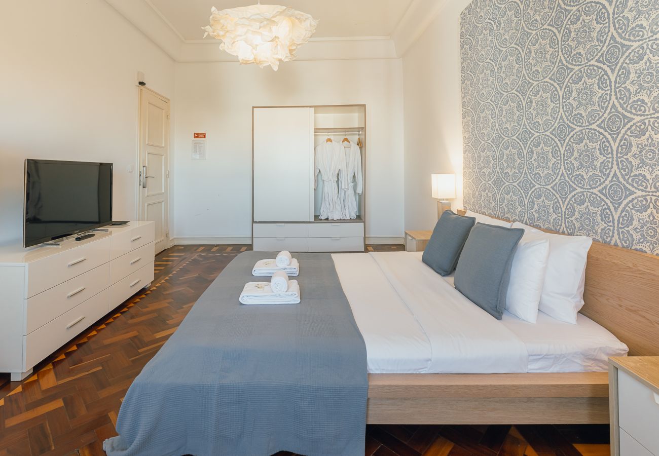 Quarto em Lisboa - Gaspar House in Areeiro Room IV by Hosty