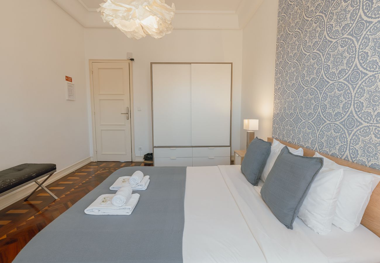 Quarto em Lisboa - Gaspar House in Areeiro Room II by Hosty