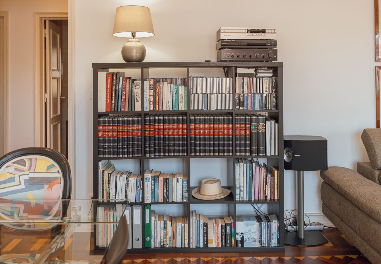 Quarto em Lisboa - Gaspar House in Areeiro Room II by Hosty