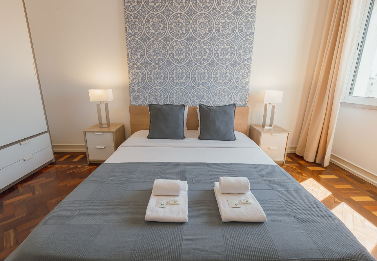 Quarto em Lisboa - Gaspar House in Areeiro Room II by Hosty