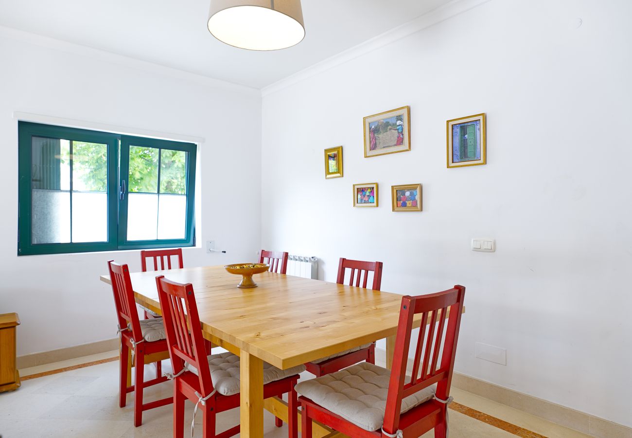 Apartamento em Cascais - Carcavelos Design W/Terrace by Hosty