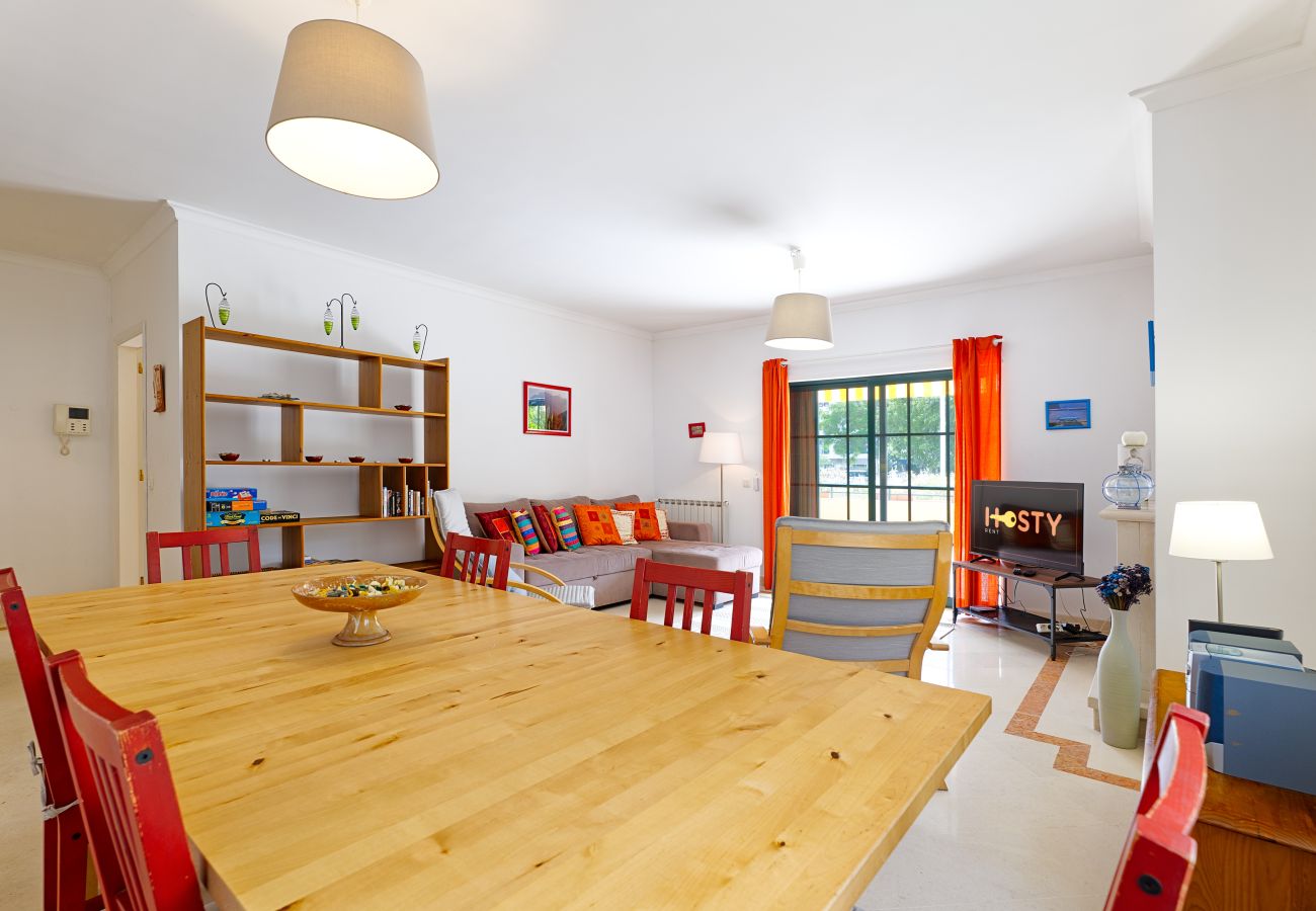 Apartamento em Cascais - Carcavelos Design W/Terrace by Hosty