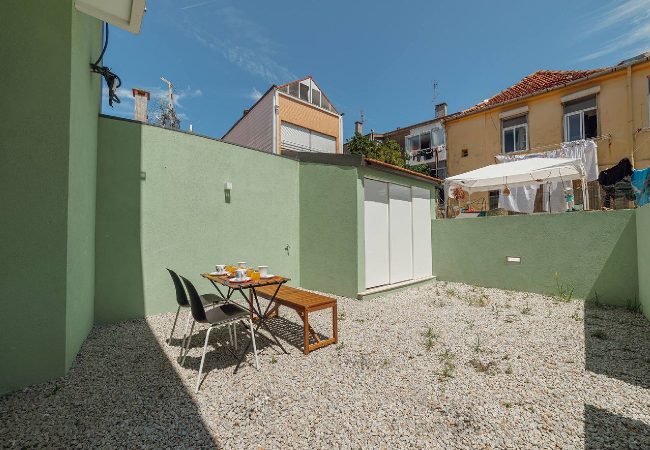House in Porto - Modern Villa by Hosty