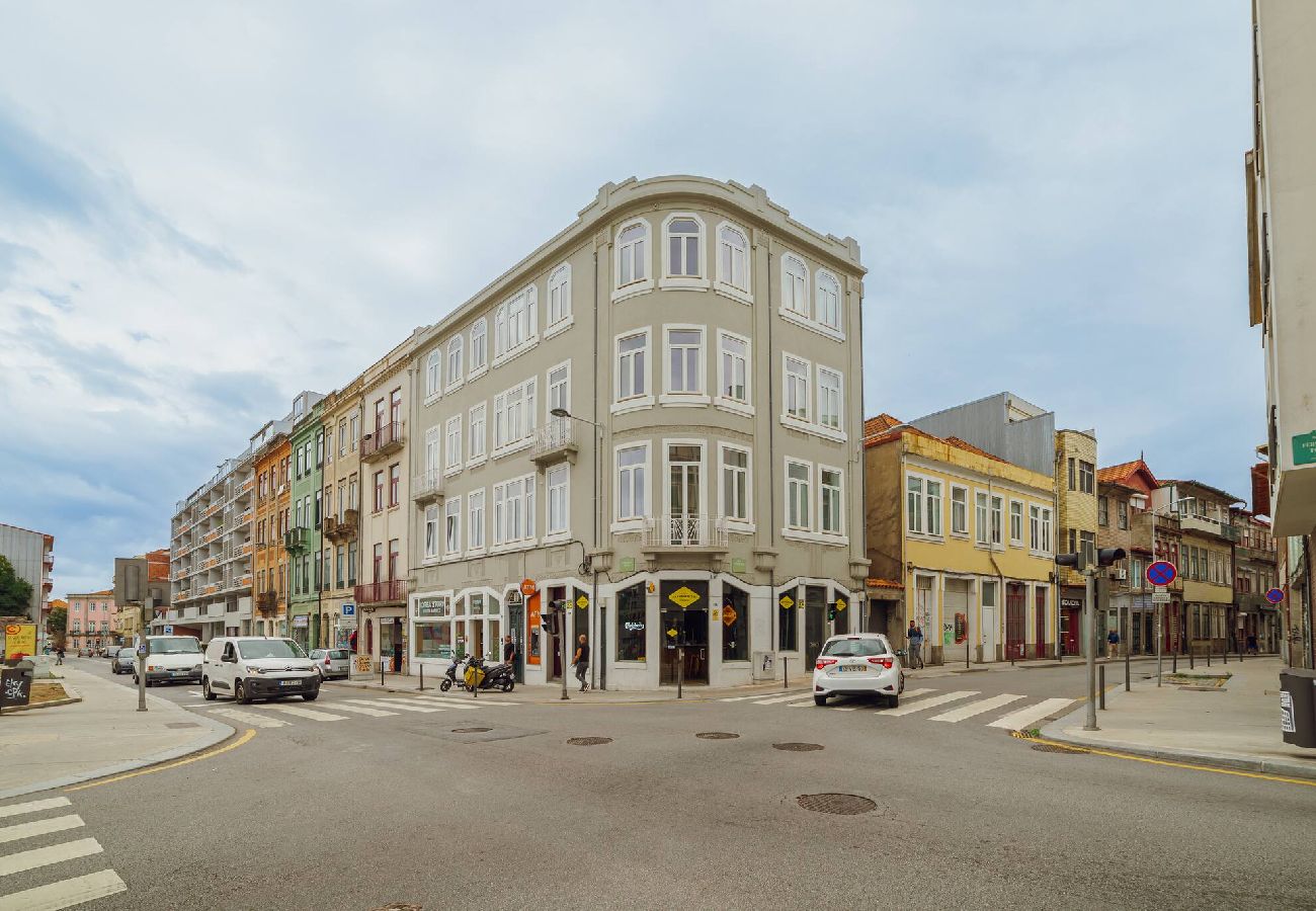 Apartment in Porto - Bonfim Premium by Hosty