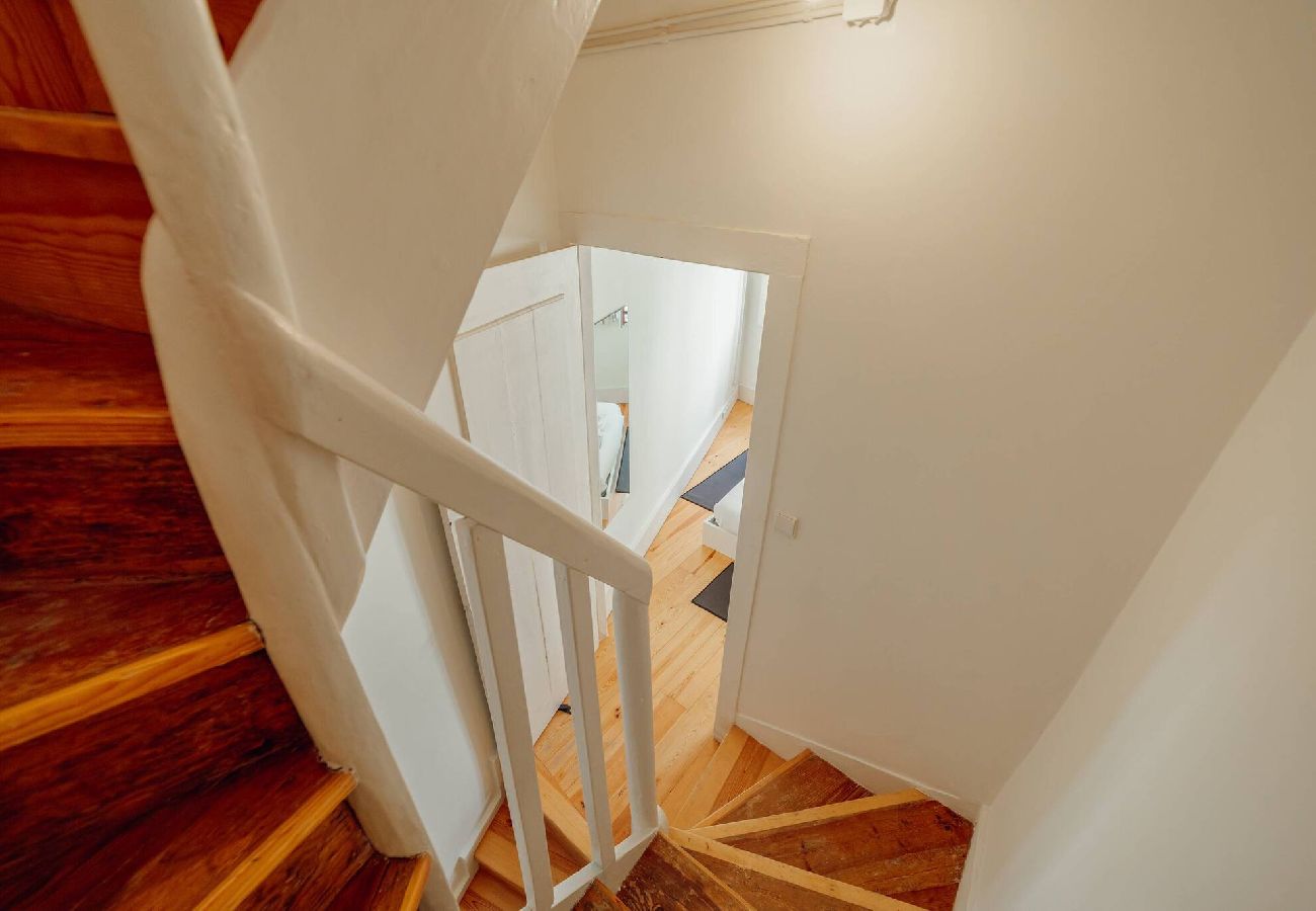 Apartment in Porto - Charming Tiny House by Hosty