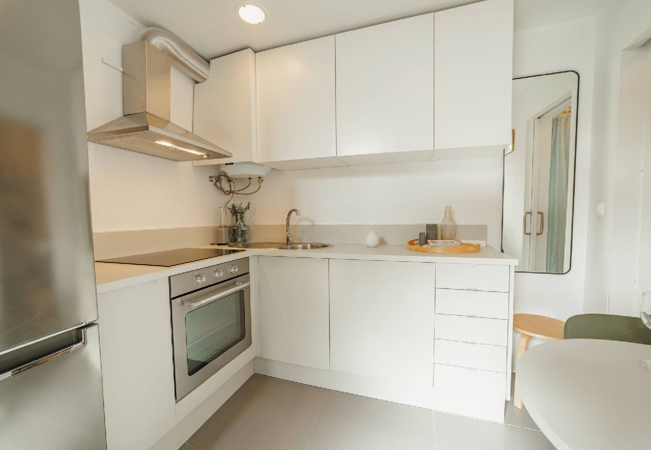 Studio in Porto - Modern Studio by Hosty