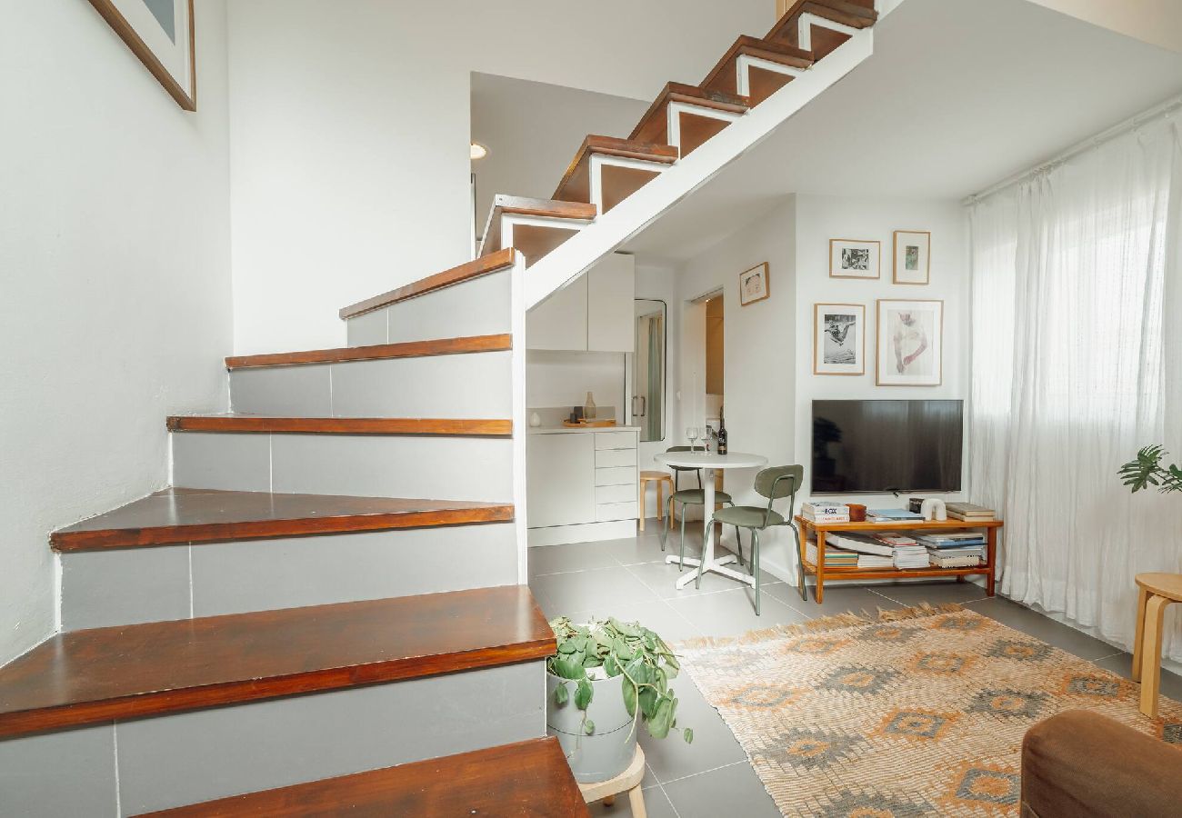 Studio in Porto - Modern Studio by Hosty