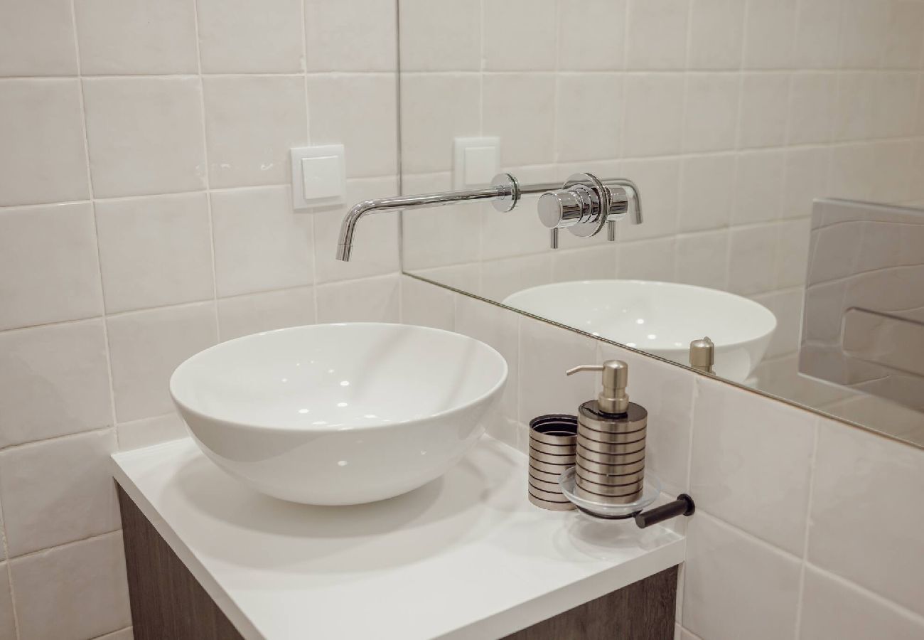 Studio in Porto - Clérigos Boutique Apartments F by Hosty