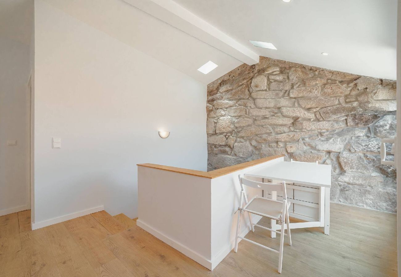 House in Porto - Alegria Duplex by Hosty