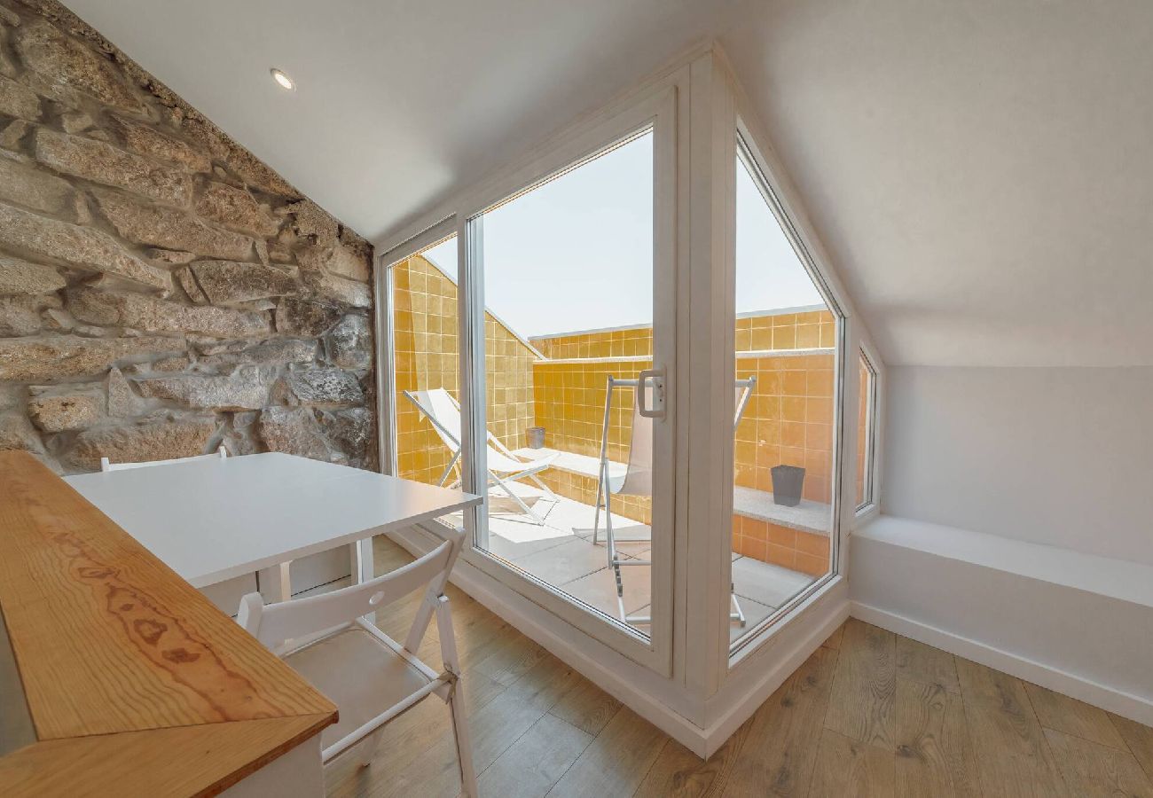 House in Porto - Alegria Duplex by Hosty