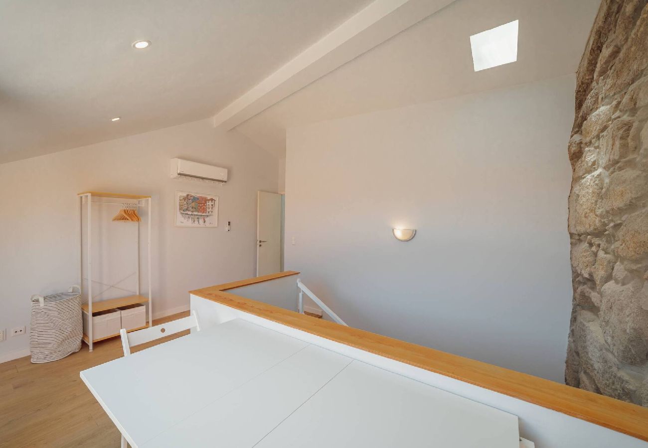 House in Porto - Alegria Duplex by Hosty